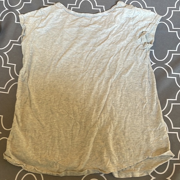 Old navy shirt - Picture 2 of 5